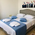 Furnished With Pool, Location Close To The Sea Φετιγιέ