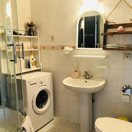Furnished With Pool, Location Close To The Sea Lejlighed *