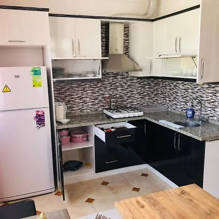 Lejlighed Furnished With Pool, Location Close To The Sea Fethiye