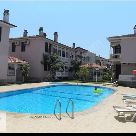 Furnished With Pool, Location Close To The Sea *